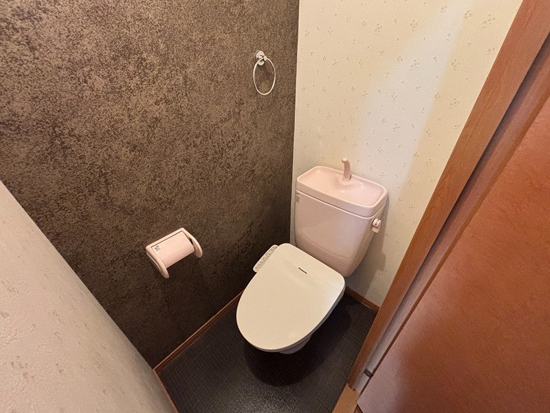 ヴィクトワール五番館 トイレ