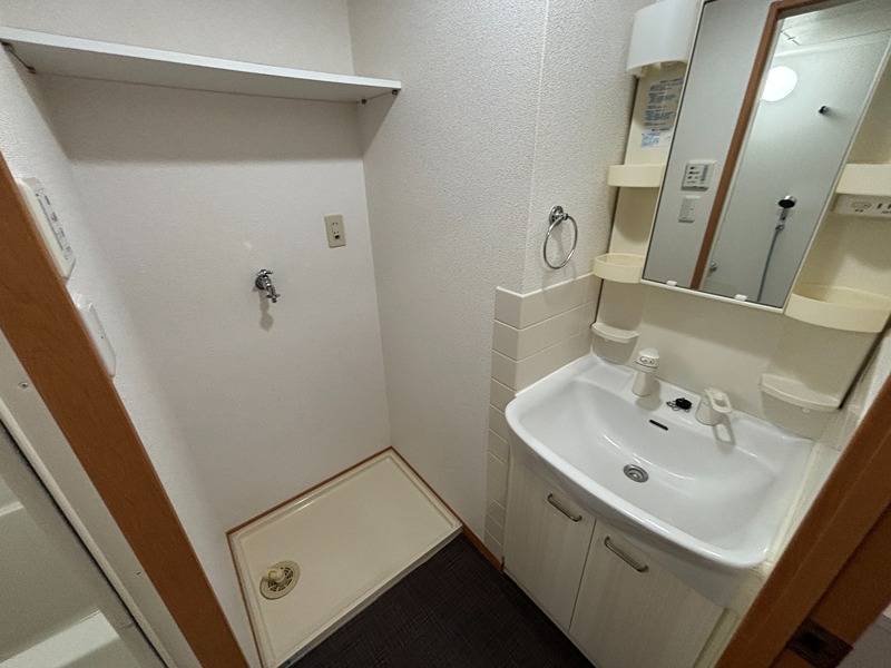 ヴィクトワール五番館 洗面所