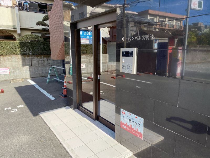 リーベンパレス鴨池 エントランス
