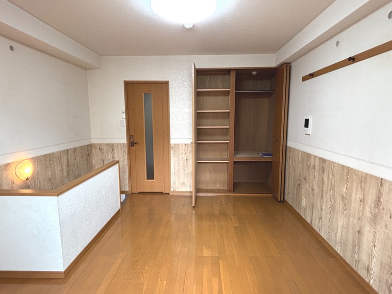 ヴィクトワール参番館 リビング