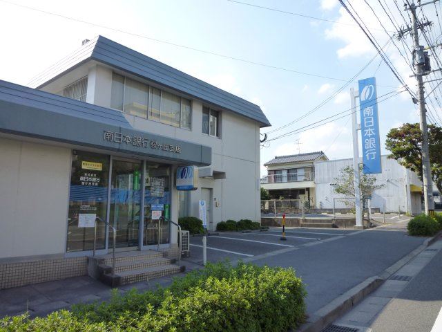 ミッキーハイム 銀行