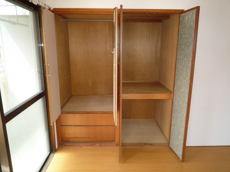 迫田ビル 収納