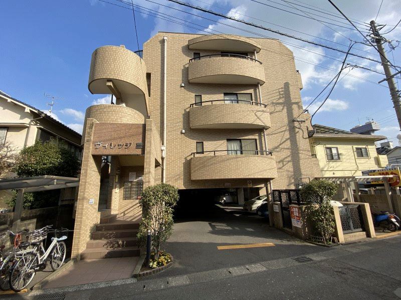 ヴィレッジ星 駐車場