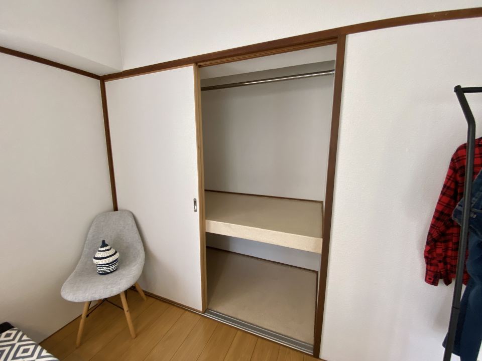 タウンプラザ照国 収納