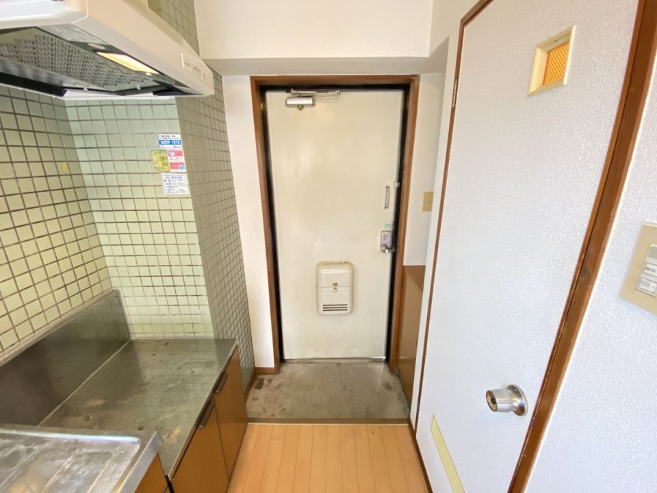 鹿児島ポート・８ 玄関