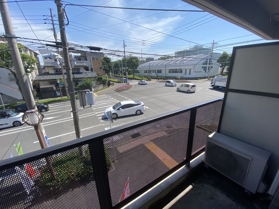 川商鹿大前ビル ベランダ