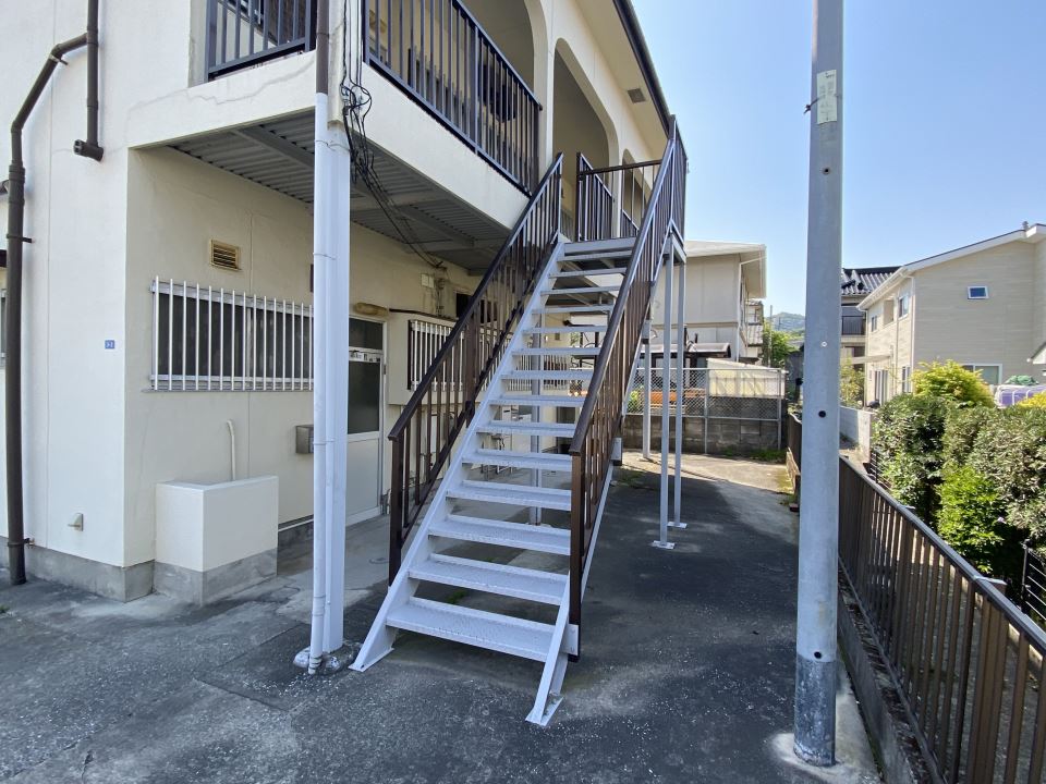 山口アパートＢ エントランス