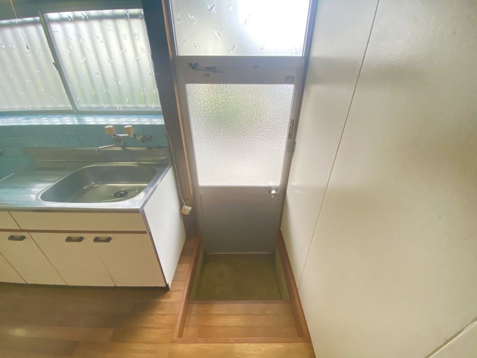 山口アパートＢ 玄関