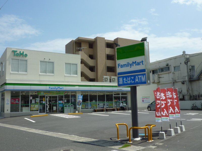 川商鹿大前ビル コンビニ