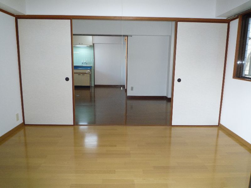 ラピネ鴨池壱番館 リビング