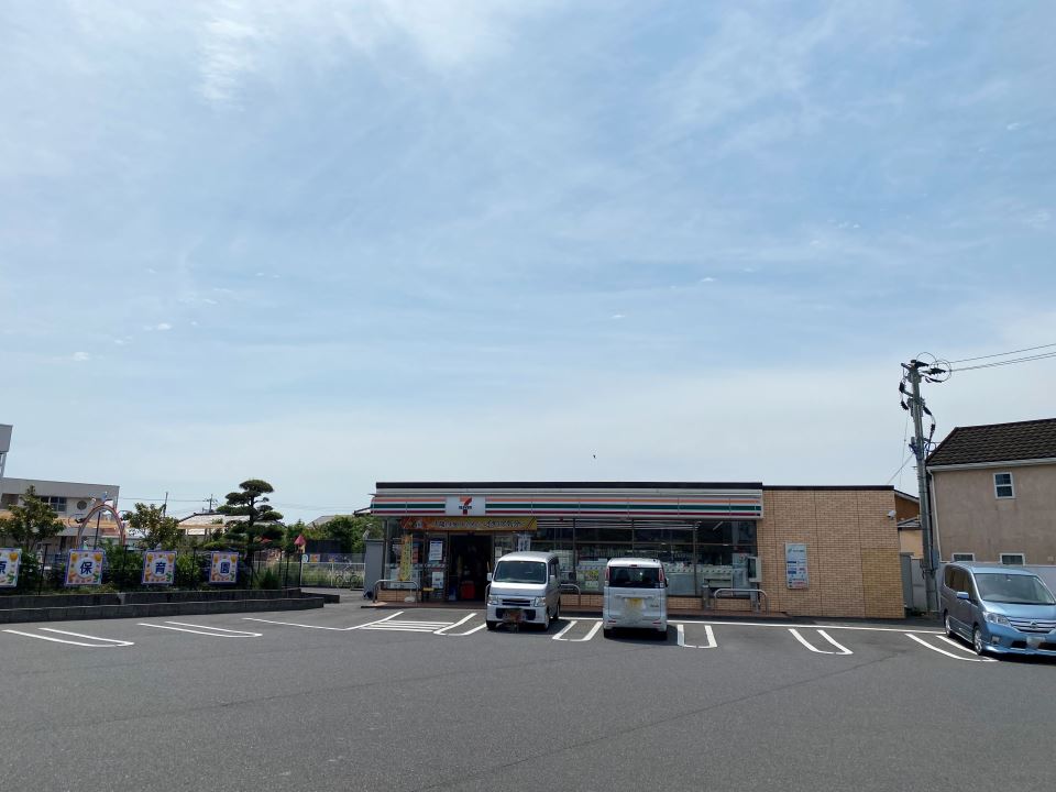 平川貸家 コンビニ