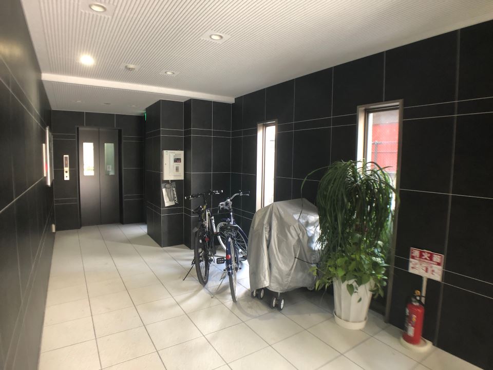 リッチリバー壱番館 エントランス