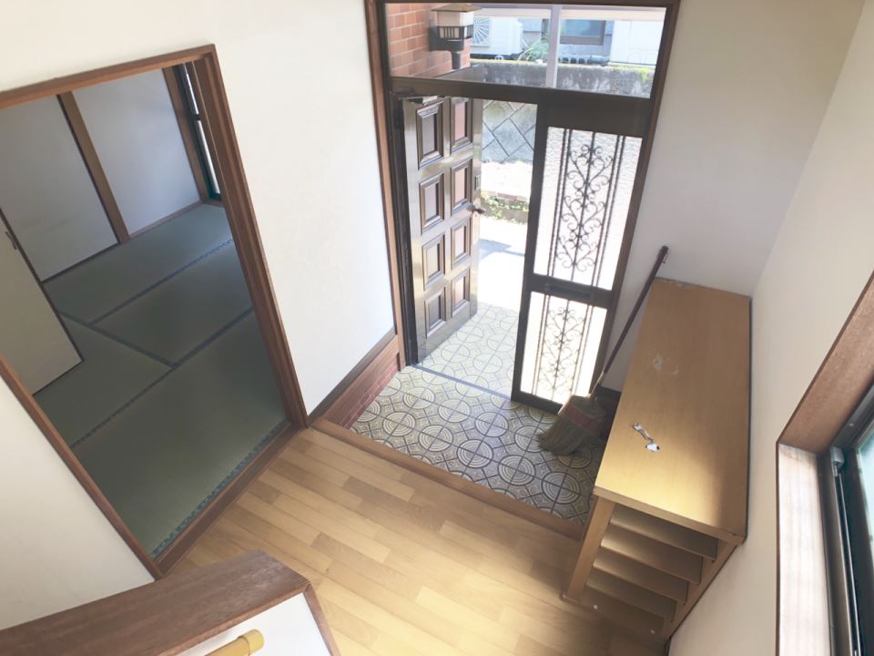 金井邸 玄関