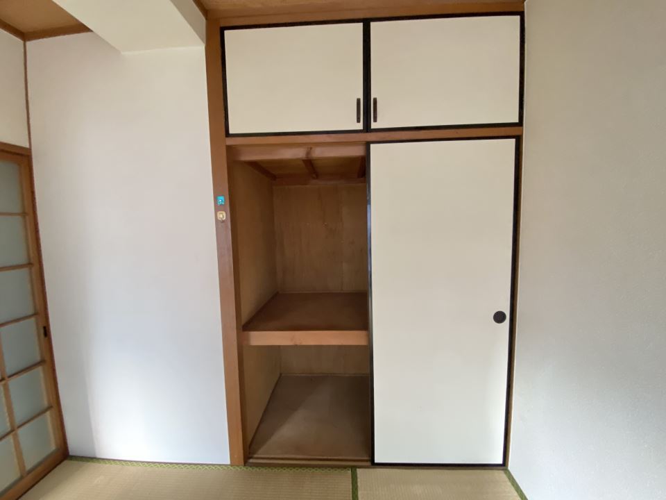 床次ビル 収納