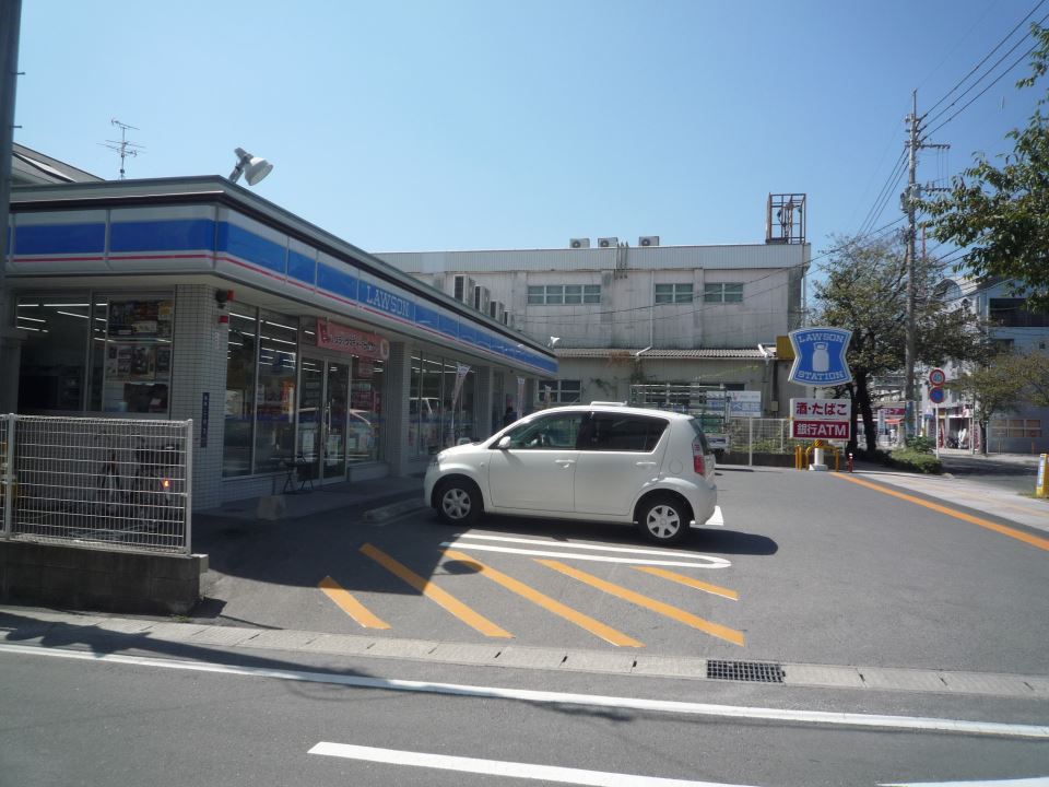 シャインパール池田 コンビニ