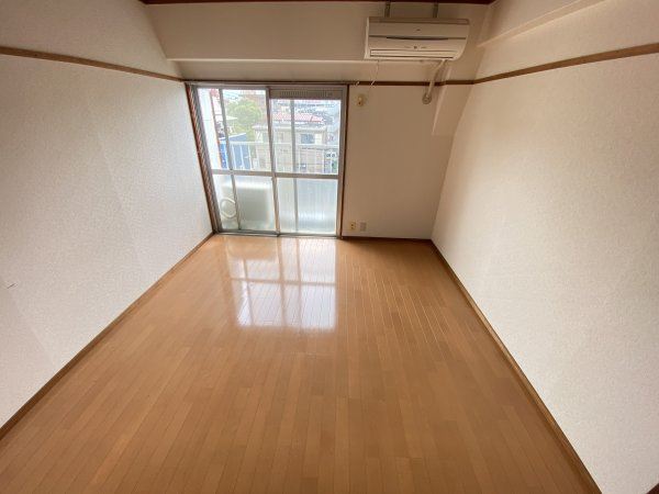コーポ御用 リビング
