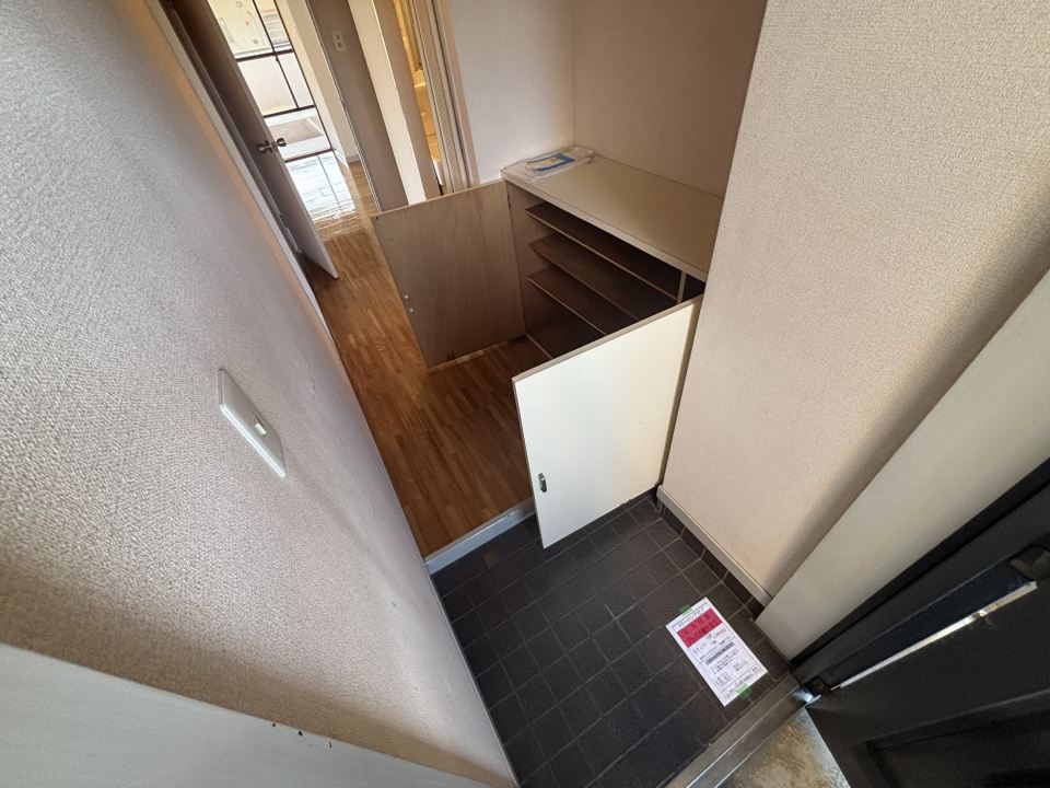 グランドハイツ古垣Ⅰ 玄関