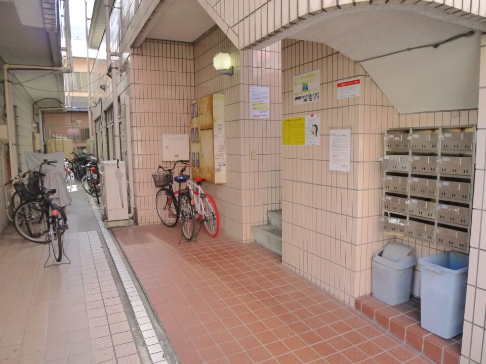 ＥＬＥＧＡＮＴ　ＡＲＡＴＡ２１ エントランス