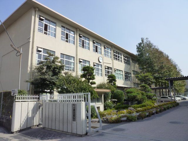 五百路アパート 中学校