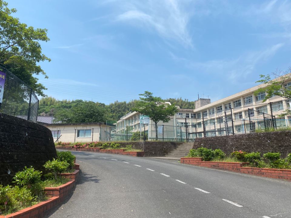 山口ハイツ 中学校