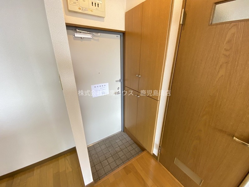 ＳＵＮ　ＧＲＡＮＤＥ大御堂 玄関