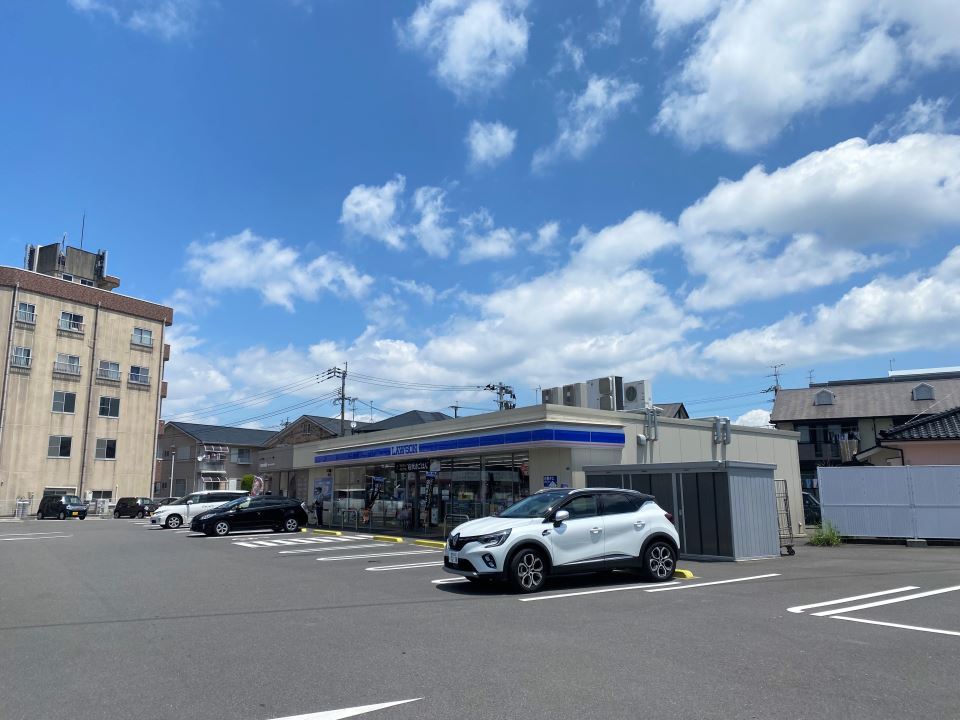 ＳＵＮ　ＧＲＡＮＤＥ大御堂 コンビニ