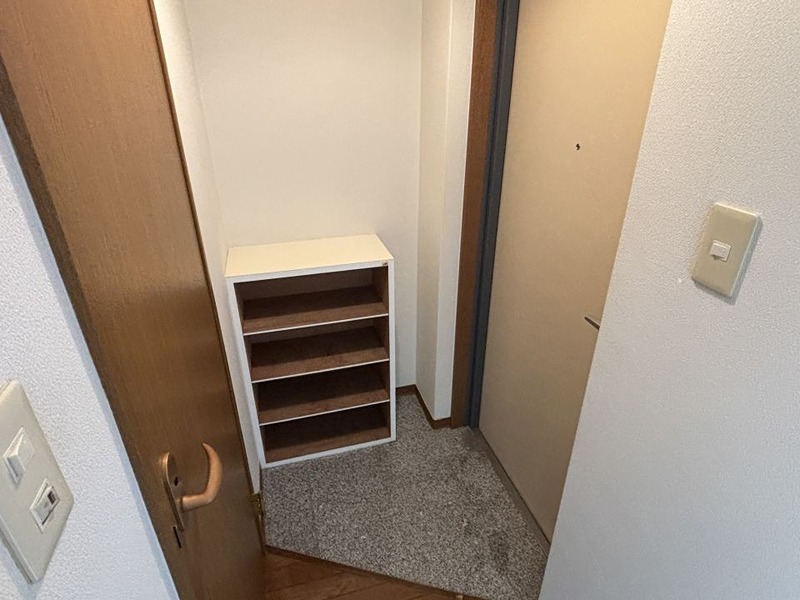 エミネンス壱番館 玄関