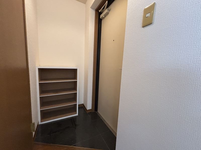エミネンス壱番館 玄関