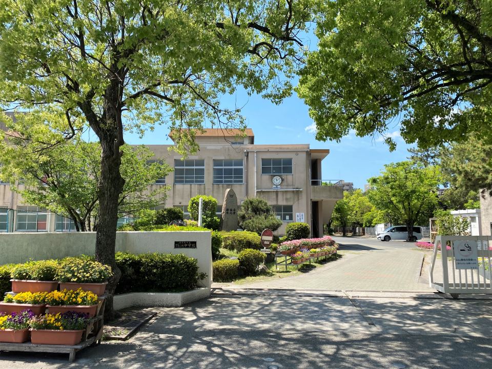 コーポラス鴨池 中学校