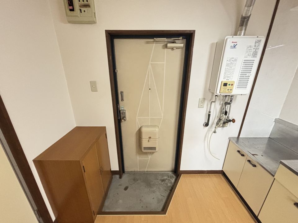 赤塚ビル 玄関