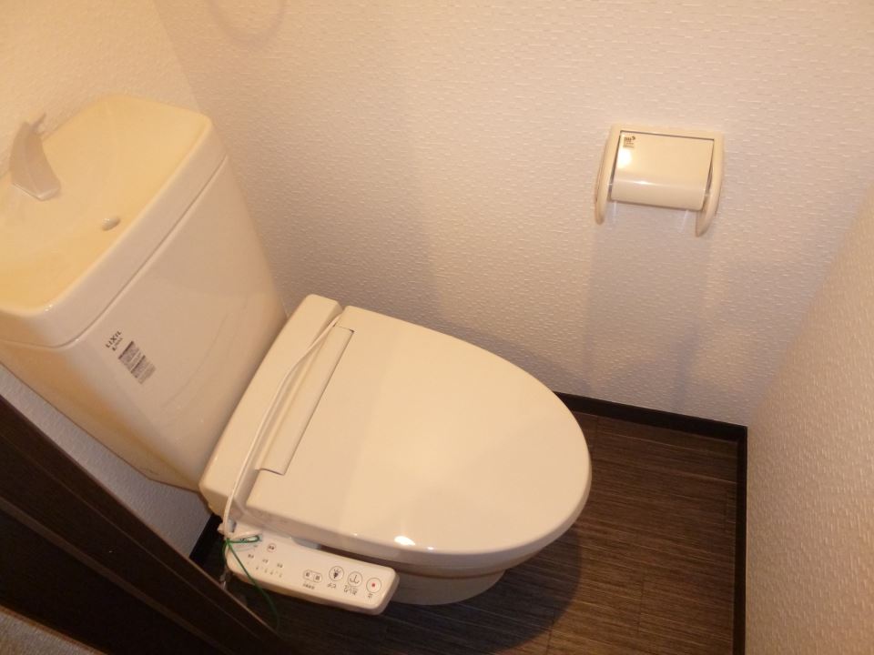 ヴィクトワール六番館 トイレ