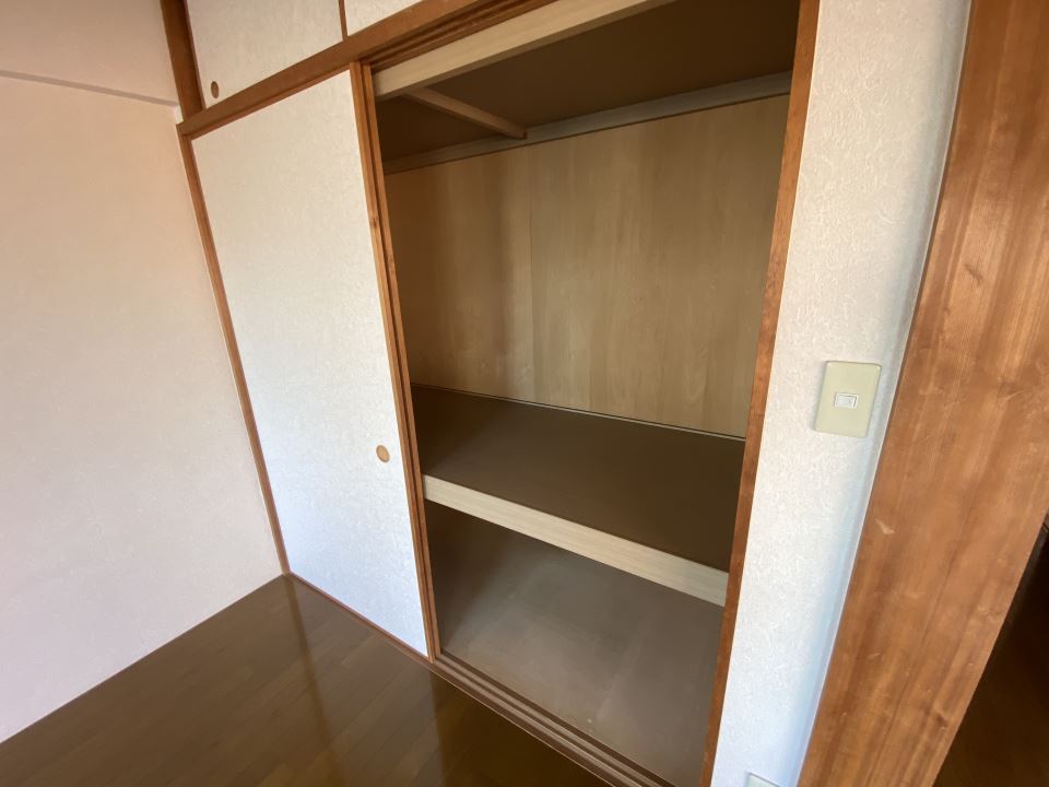 ウィンザーガーデン鴨池 収納