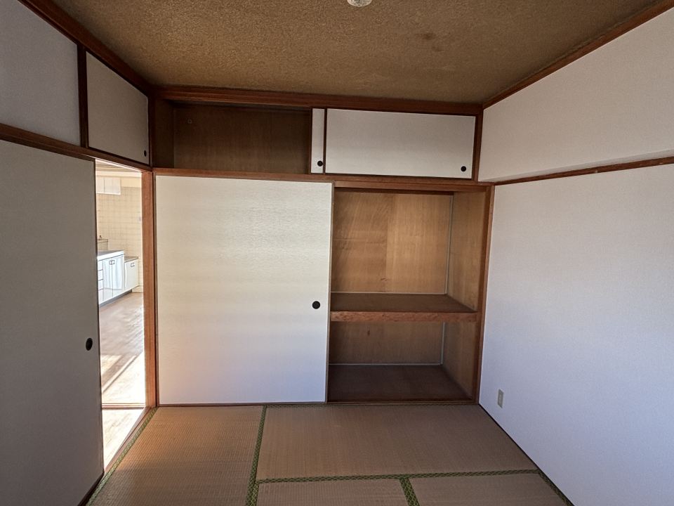 鴨池二丁目団地１号棟 ベッドルーム