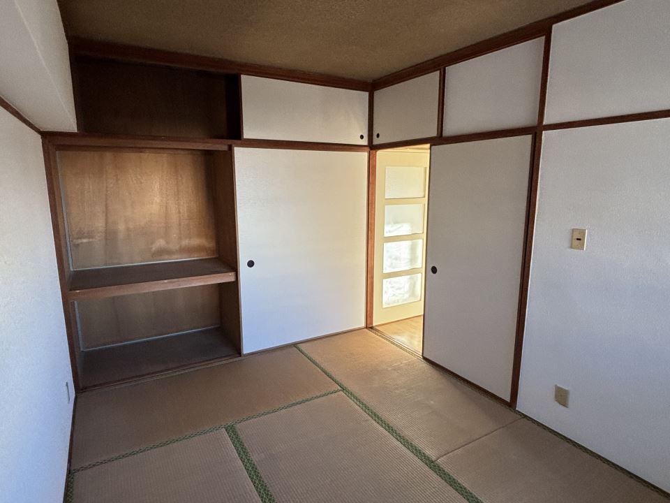 鴨池二丁目団地１号棟 ベッドルーム