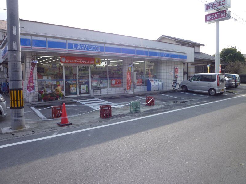 ホワイトコーポＭ コンビニ