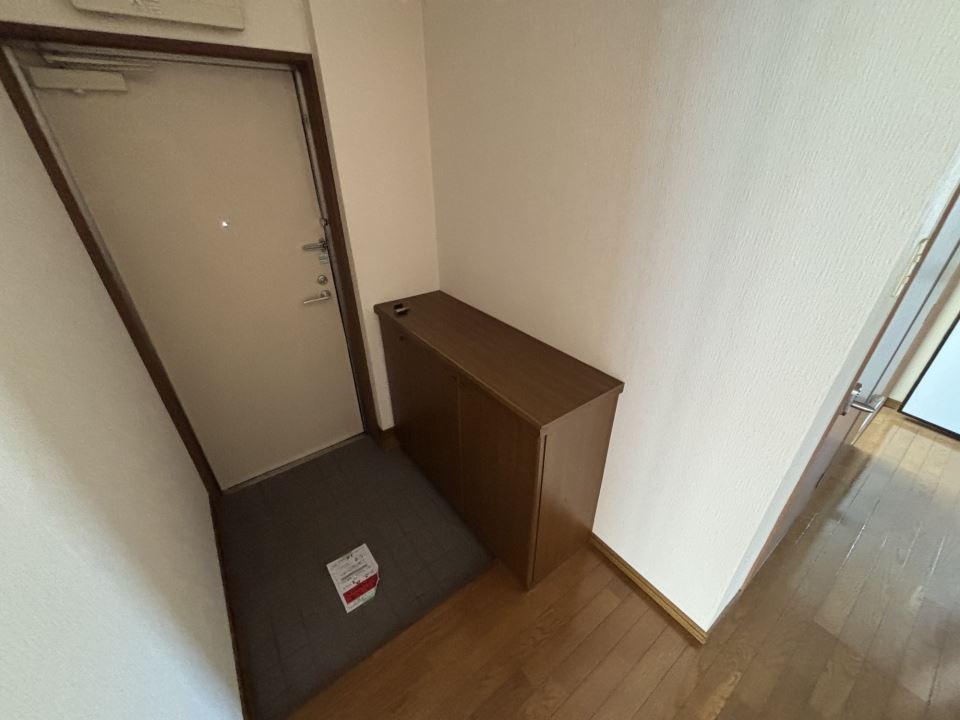 ニューカマ宇宿 玄関