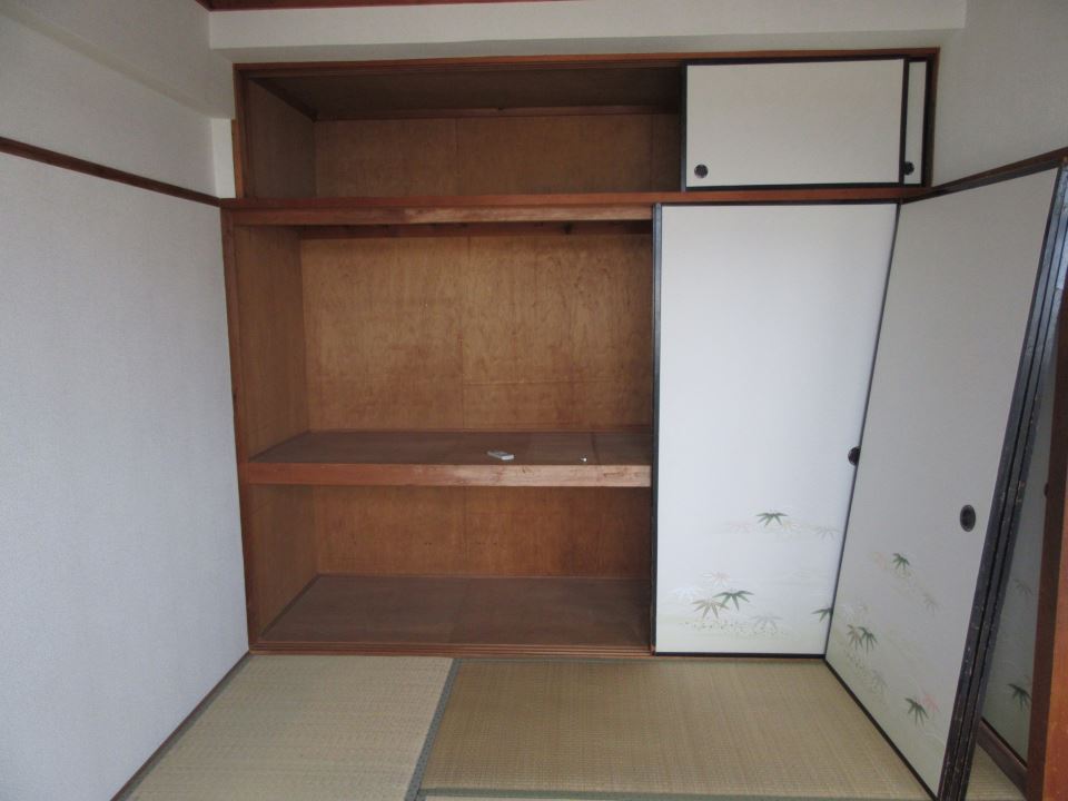 太陽ビル 収納