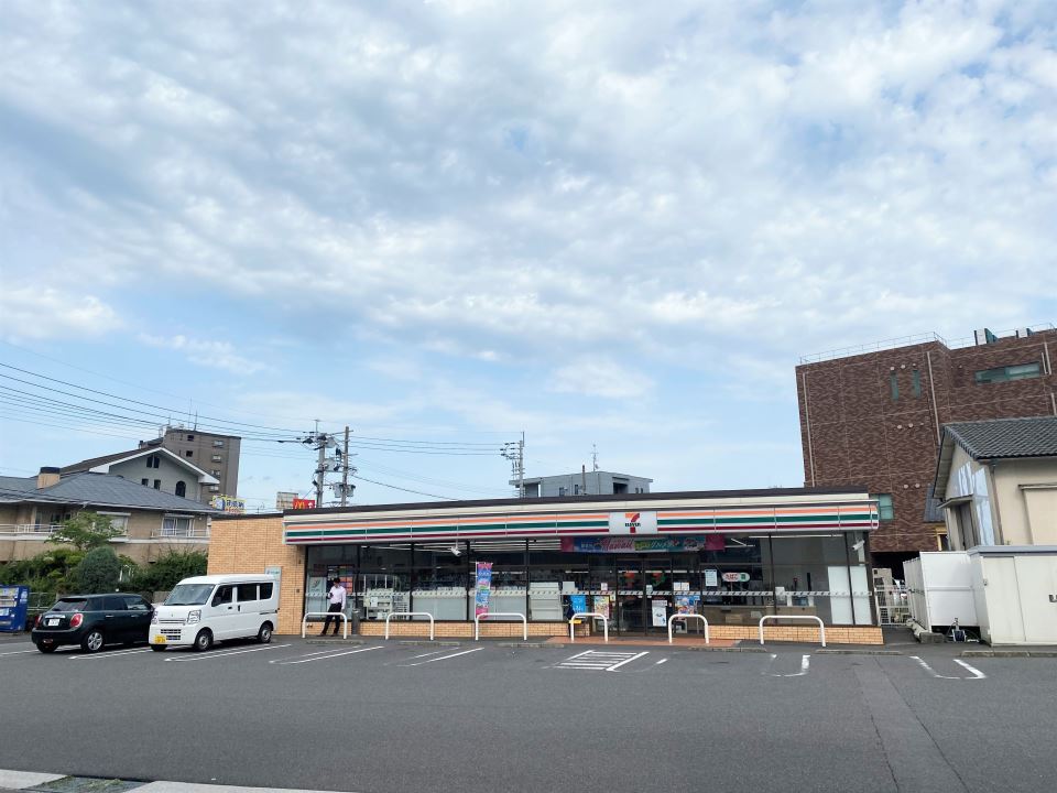 アルルコーポ紫原 コンビニ