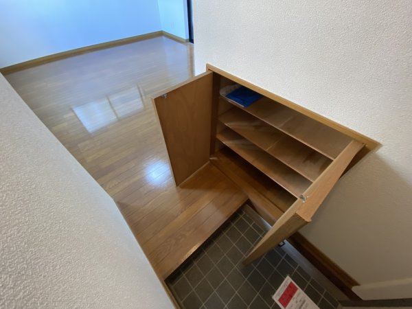 ＨＡＬＬ ＳＩＤＥ ＨＩＬＬ’Ｓ 玄関
