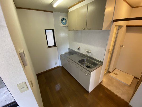 ＨＡＬＬ ＳＩＤＥ ＨＩＬＬ’Ｓ キッチン