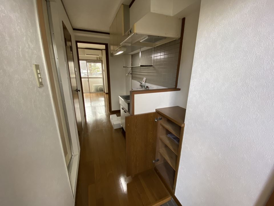 エントピア鴨池第１１ 玄関