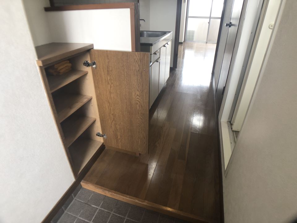 エントピア鴨池第１１ 玄関