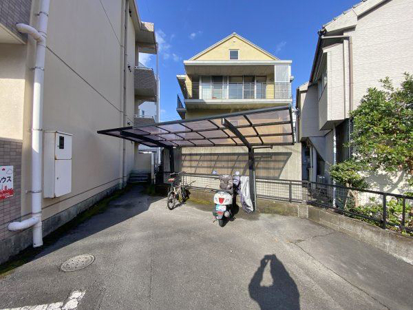 魚座館 外観