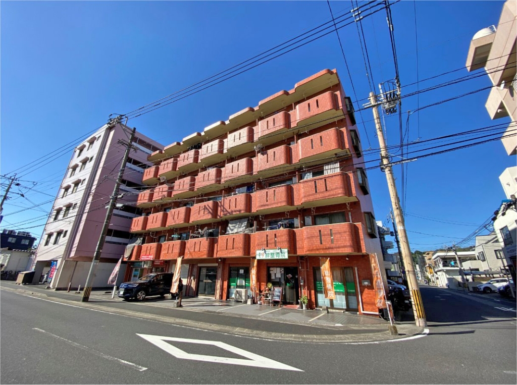 フローレス勇貴 外観