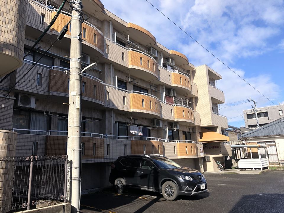 ライフイン慈眼寺 エントランス