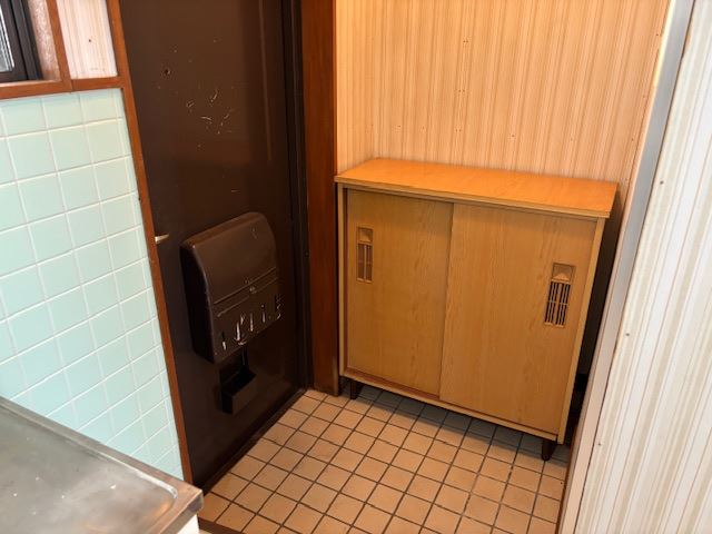 南紫ビル 玄関