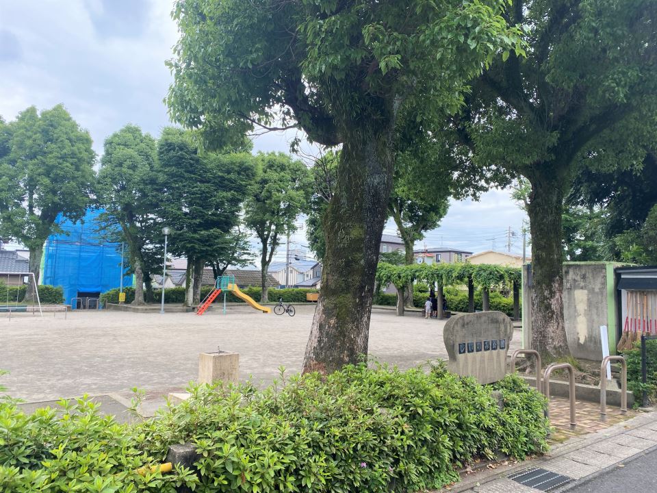 南紫ビル 公園