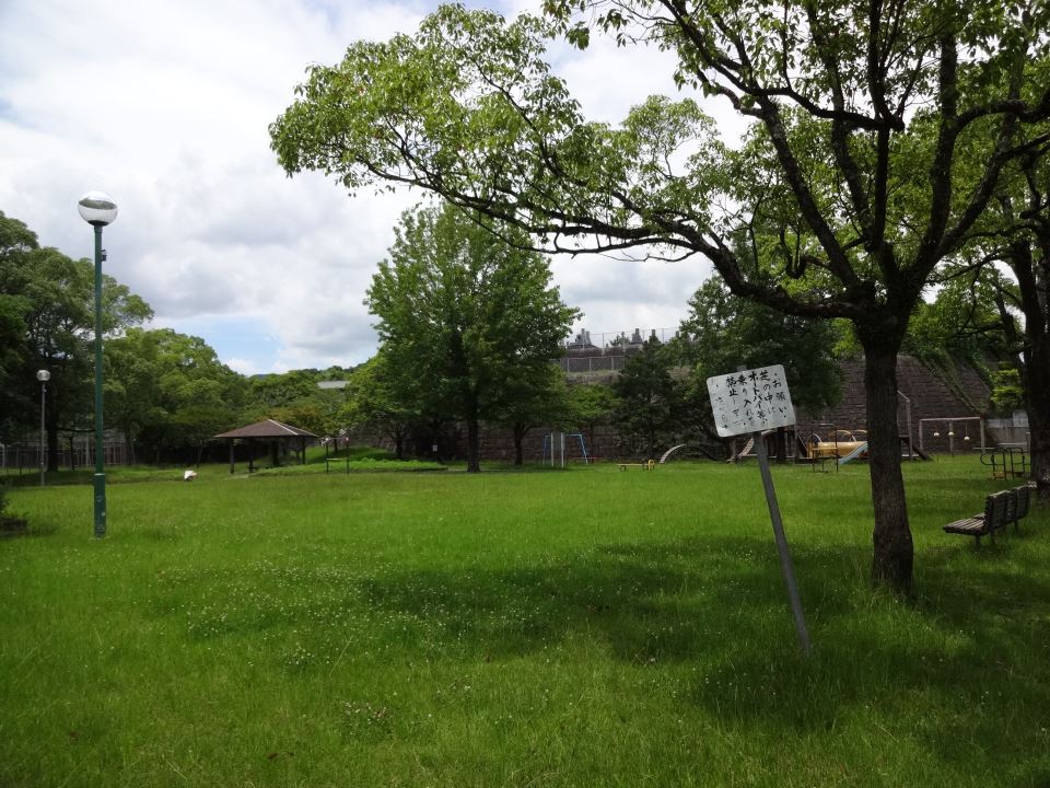寿荘１号棟 公園