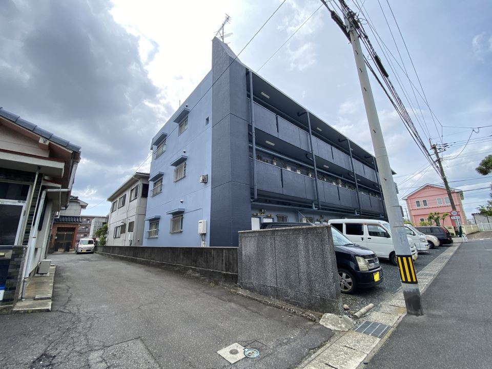 西ハイツ 外観