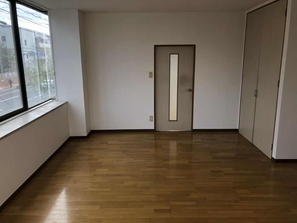グリーンバードビル リビング